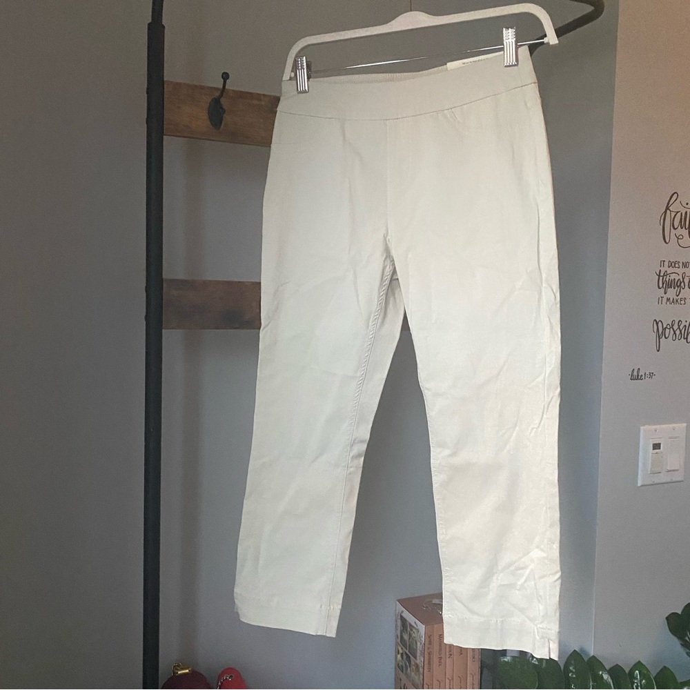 Soft Surroundings slim sensation legging Capri in khaki size PXS (2P to 4P) NWT
